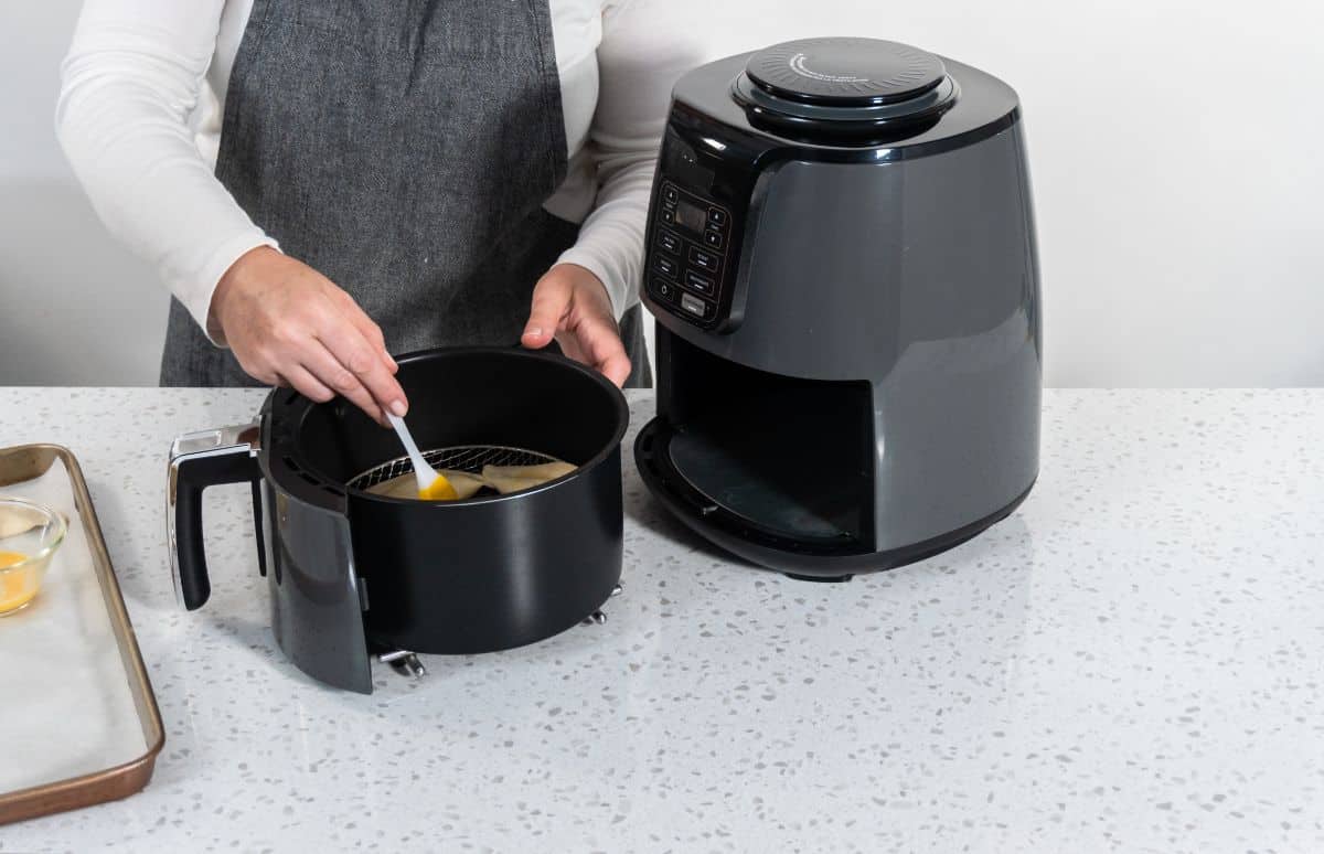 Is strong plastic smell normal in air fryers?